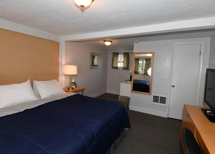Lodge Gannett Peak
